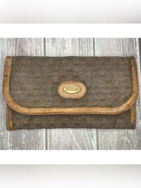 GUCCI VTG 80s Micro GG Supreme Clutch Bag Kiss Lock Leather & Canvas Tan Beige